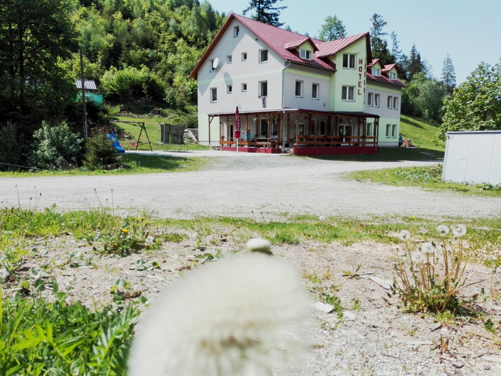 Hotel Bocy Oscadnica Esterno foto