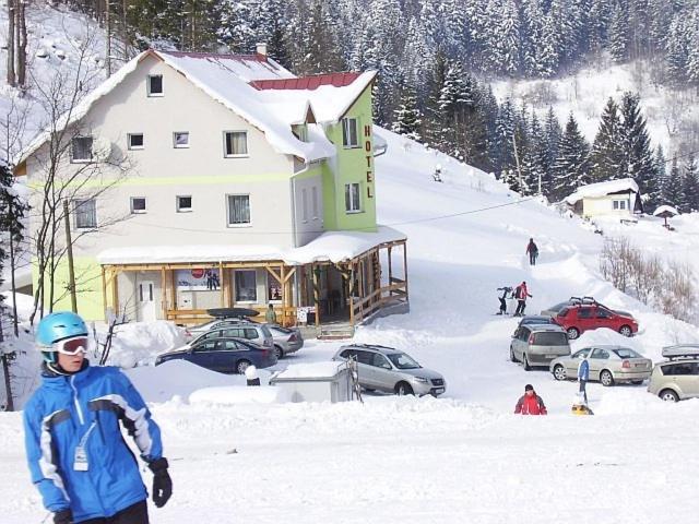 Hotel Bocy Oscadnica Esterno foto